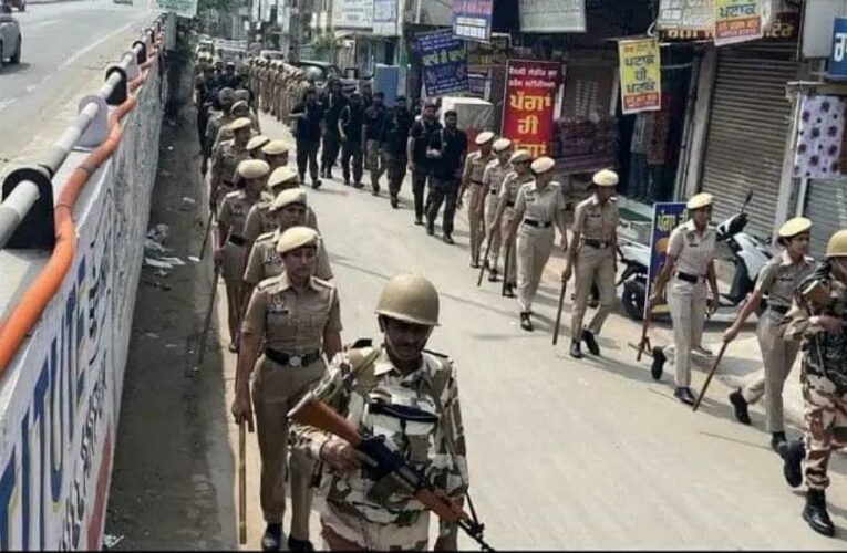 अमृतपल सिंह के समर्थन में प्रदर्शन करने पहुंचे  21 लोगों को पुलिस ने किया गिरफ्तार,,,जेल भेज दिया गया।