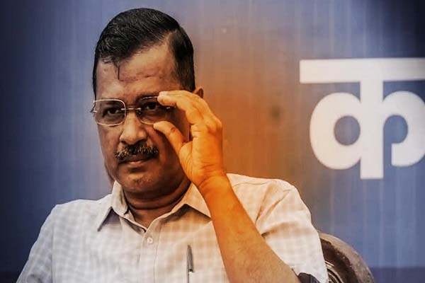 शराब घोटाले में अरविंद केजरीवाल तीन दिनों की सीबीआई रिमांड पर